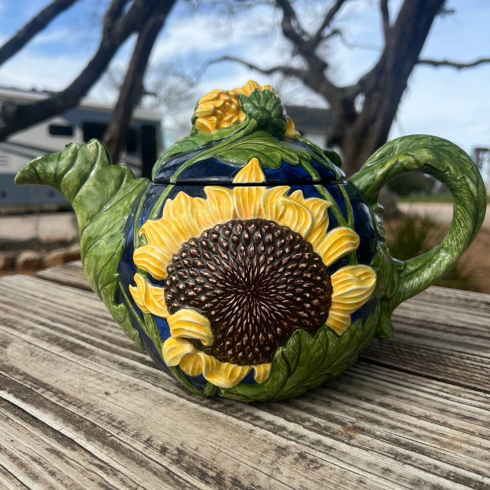 Vintage 1995 Duncan Sunflower Teapot 3D Hand Painted 32oz DM1883 1884 Signed